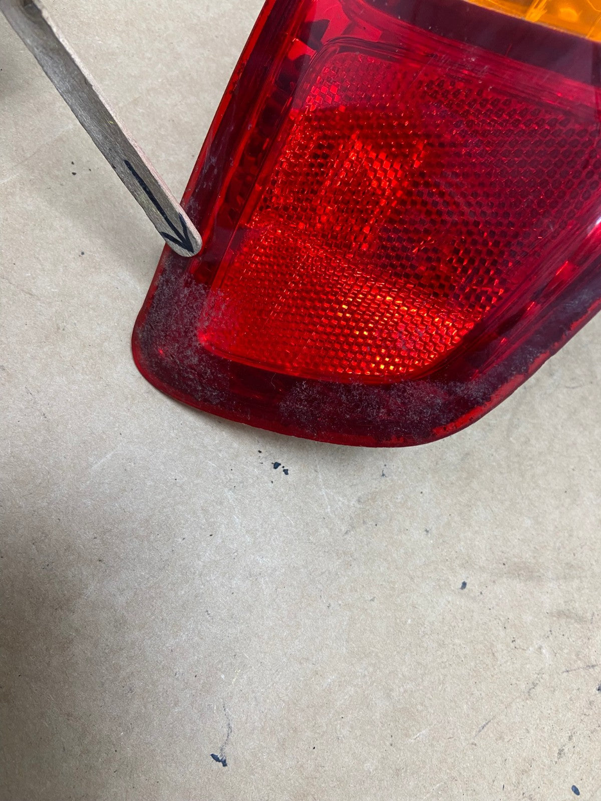2000 to 2001 Toyota Camry Right Passenger Rh Tail Light AE3026 LK3