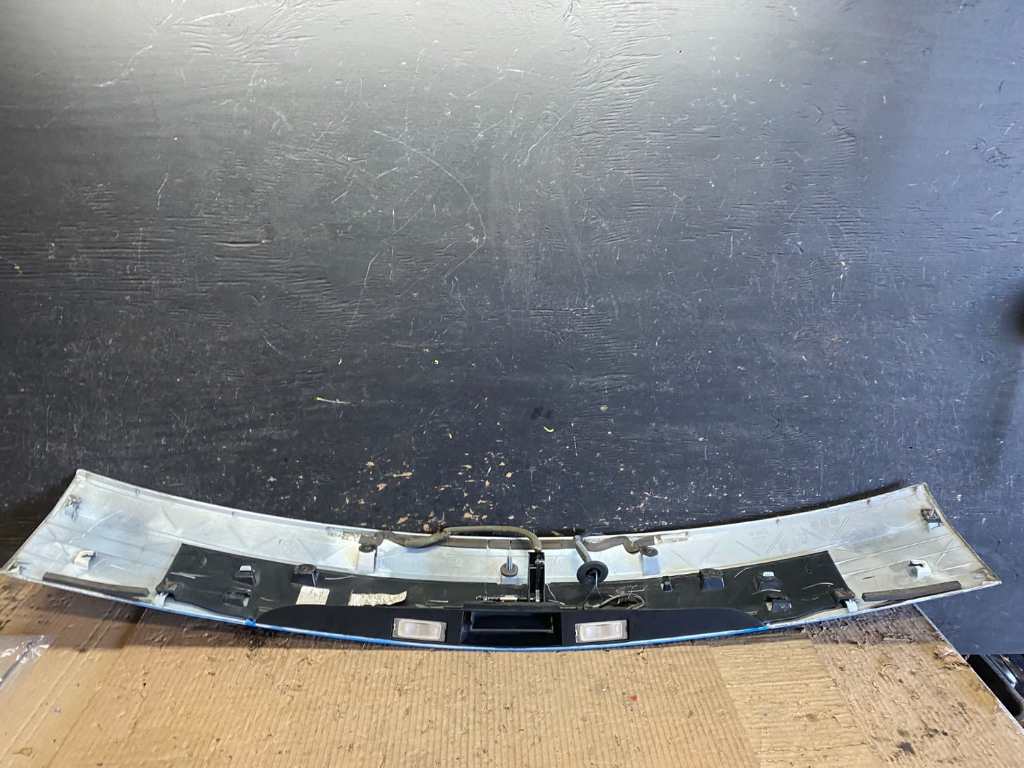 2011-2018 Dodge Grand Caravan Rear Tail Gate Trim Molding Panel OEM W9991 DG8