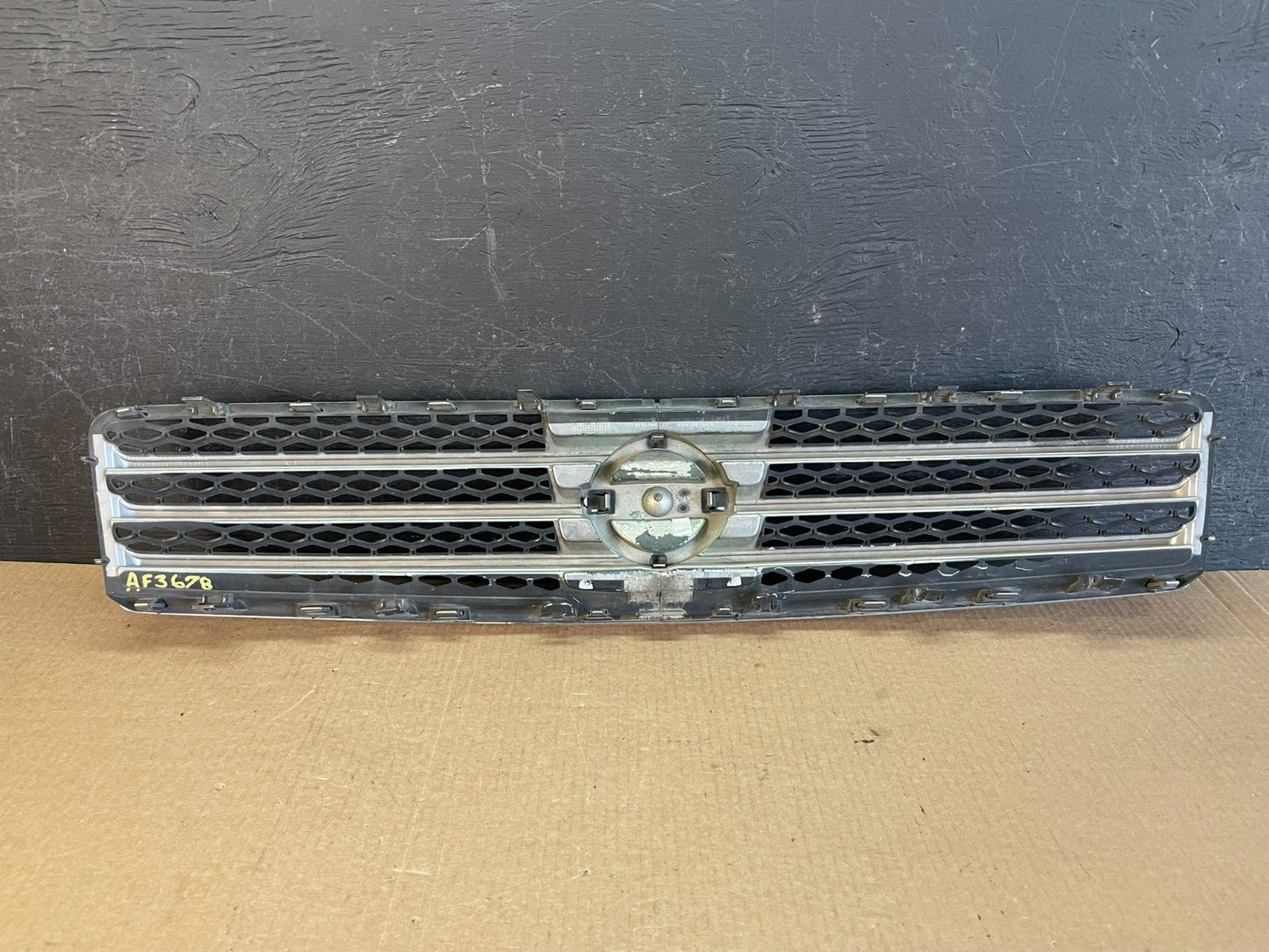 2009 to 2011 Nissan Maxima Front Upper Grill Grille 62070-9N00A AF3678 DG6