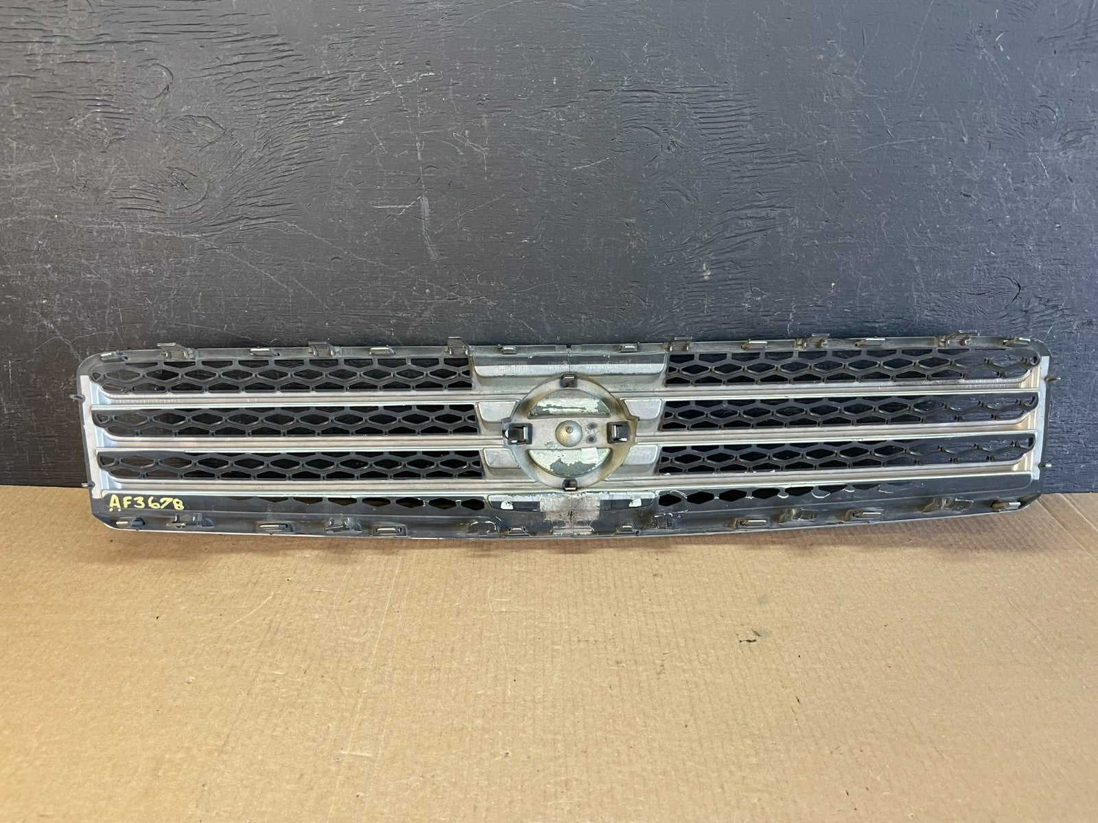 2009 to 2011 Nissan Maxima Front Upper Grill Grille 62070-9N00A AF3678 DG6