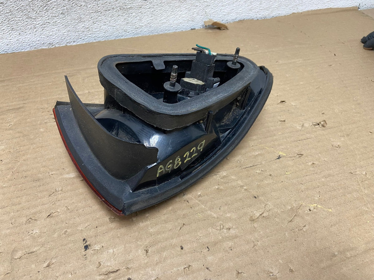 1997 1998 1999 Chevrolet Cavalier Right Passenger RH Tail Light AG8229 LK3
