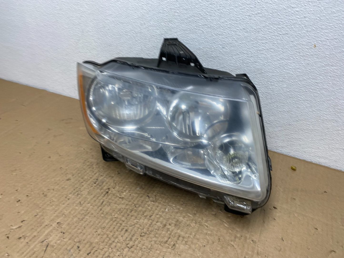 2011-2013 Jeep Grand Cherokee Right Passenger Halogen Headlight AC3998 DW1
