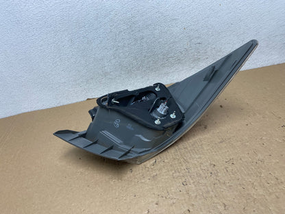 2008 to 2012 Honda Accord Sedan Tail light Right Passenger RH Side AF8074 DW7