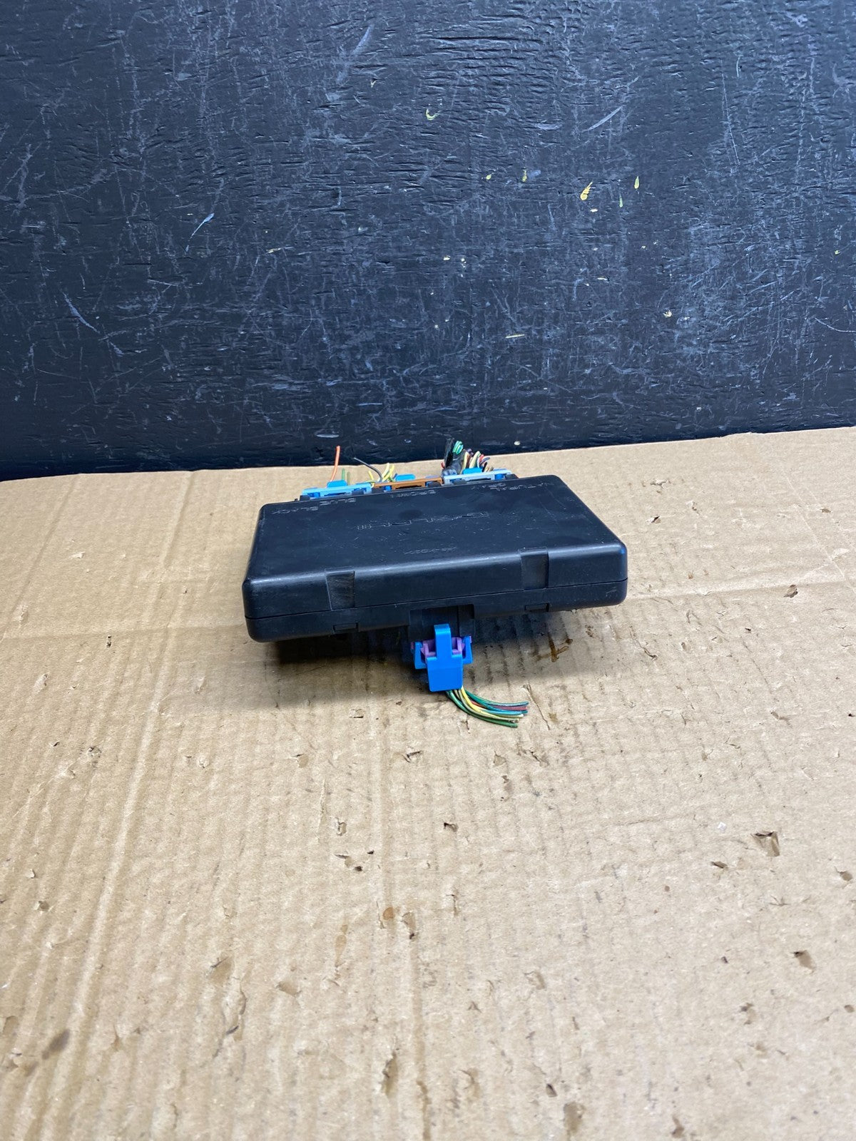 2003-2006 Silverado Suburban Tahoe Body Control BCM Module AC9564 DG0