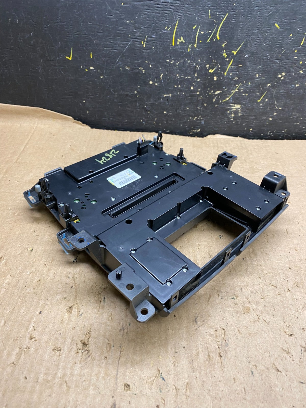 2011-2014 Ford Edge Heater Climate Control Radio CD Control Dash Bezel z1824 DG4