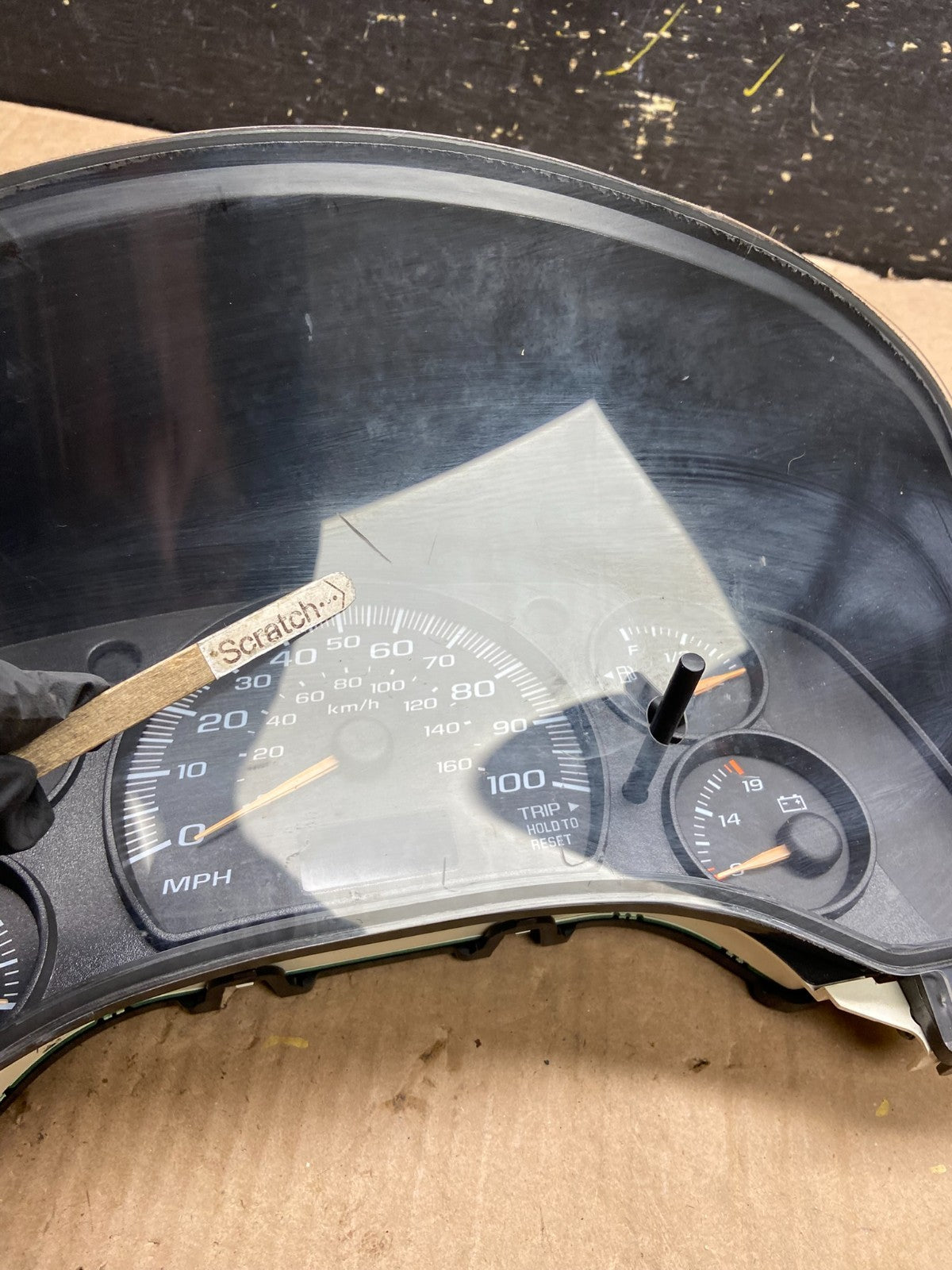2004 to 2007 Chevrolet Express Speedometer Cluster Gauge OEM Y2477 DG1
