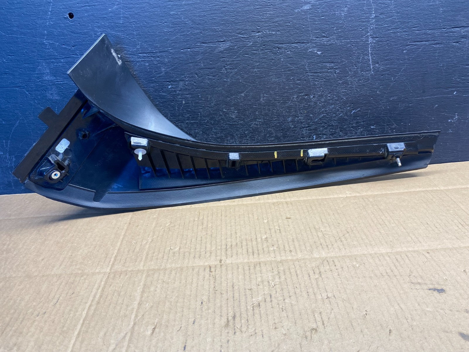 2011-2017 Honda Odyssey Right Passenger Rear Gate Spoiler Garnish AD5042 DG3