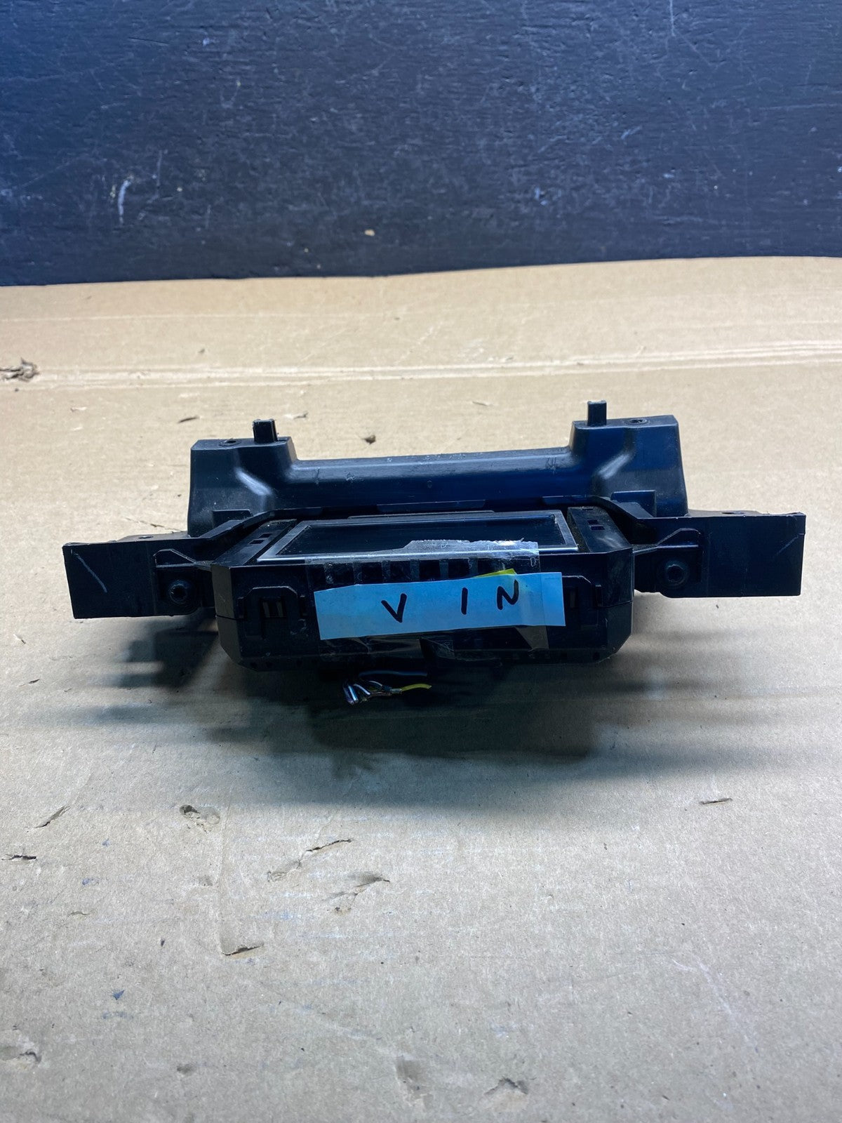 2012 2013 2014 Ford Focus Fusion Radio Screen Receiver AM FM AD4946 DG2