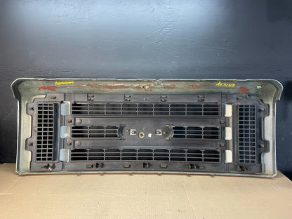 2008 to 2014 Ford Econoline E150 E250 Front Upper Chrome Grill Grille AF5185 DG3