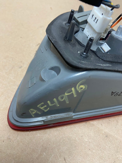 2007 to 2012 Hyundai Veracruz Right Passenger RH Inner Tail Light AE4996 LK7