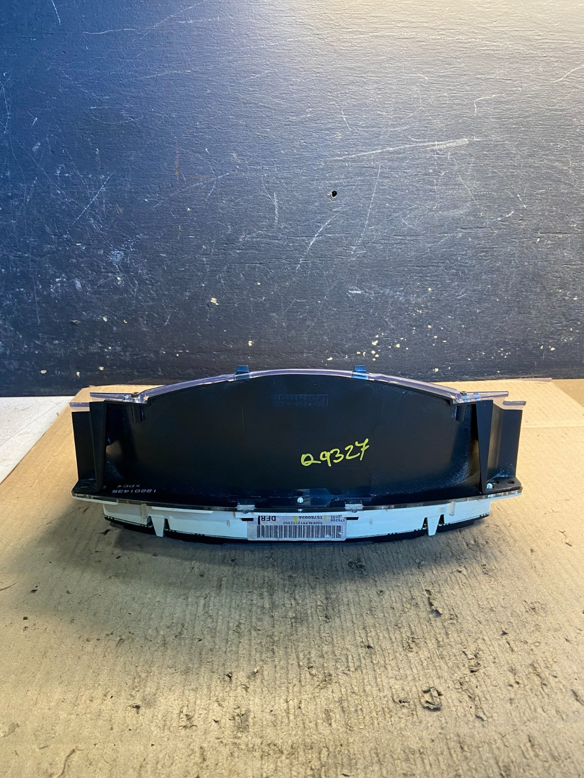 2001 to 2002 Chevrolet Express Speedometer Cluster Gauge OEM Z2109 DG6