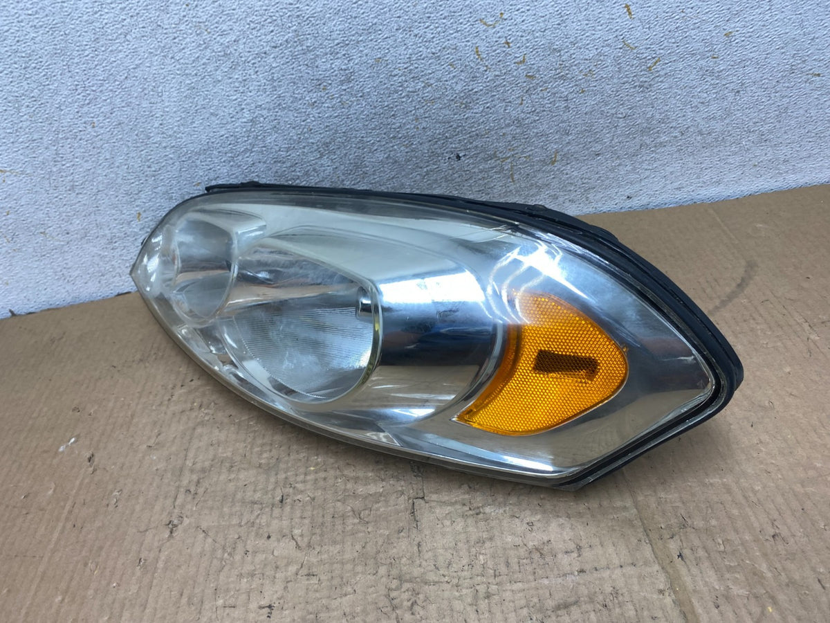 2006 - 2013 Chevrolet Impala Left Driver LH Headlight Halogen AI7999 DW1