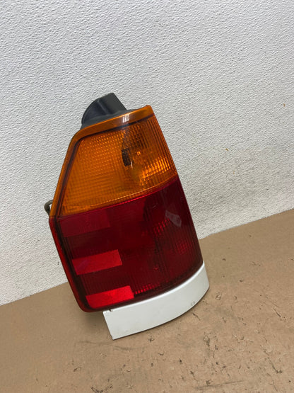 2002 to 2009 Gmc Envoy Left Driver Lh Side Tail Light AG4270 LK2