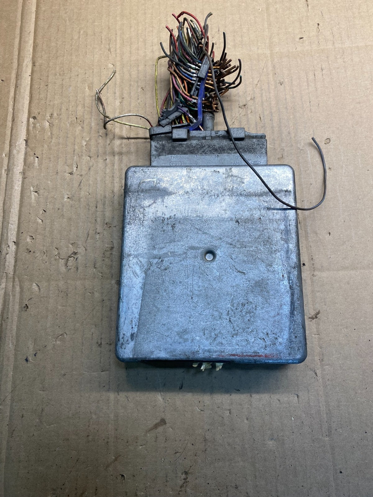 1998 1999 Ford Van E250 E350 5.4L Engine Control Module Unit ECU AB2699 DG1