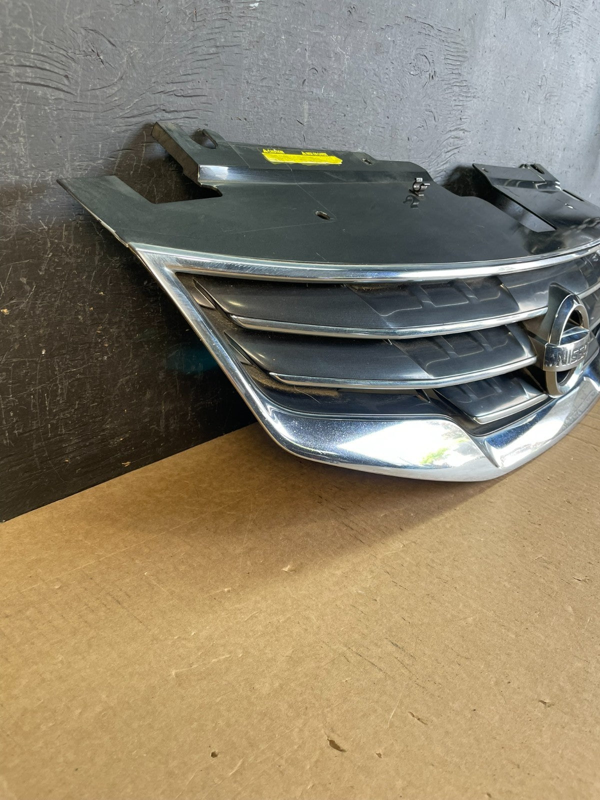 Sedan 2010 2011 2012 Nissan Altima Front Upper Grill Grille AD0247 DG2