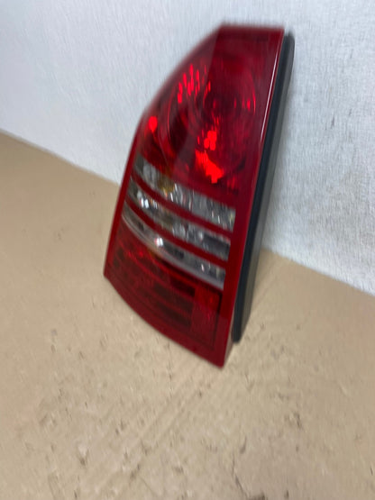2005 2006 2007 Chrysler 300 Left Driver LH Side Tail Light AE9717 LK1