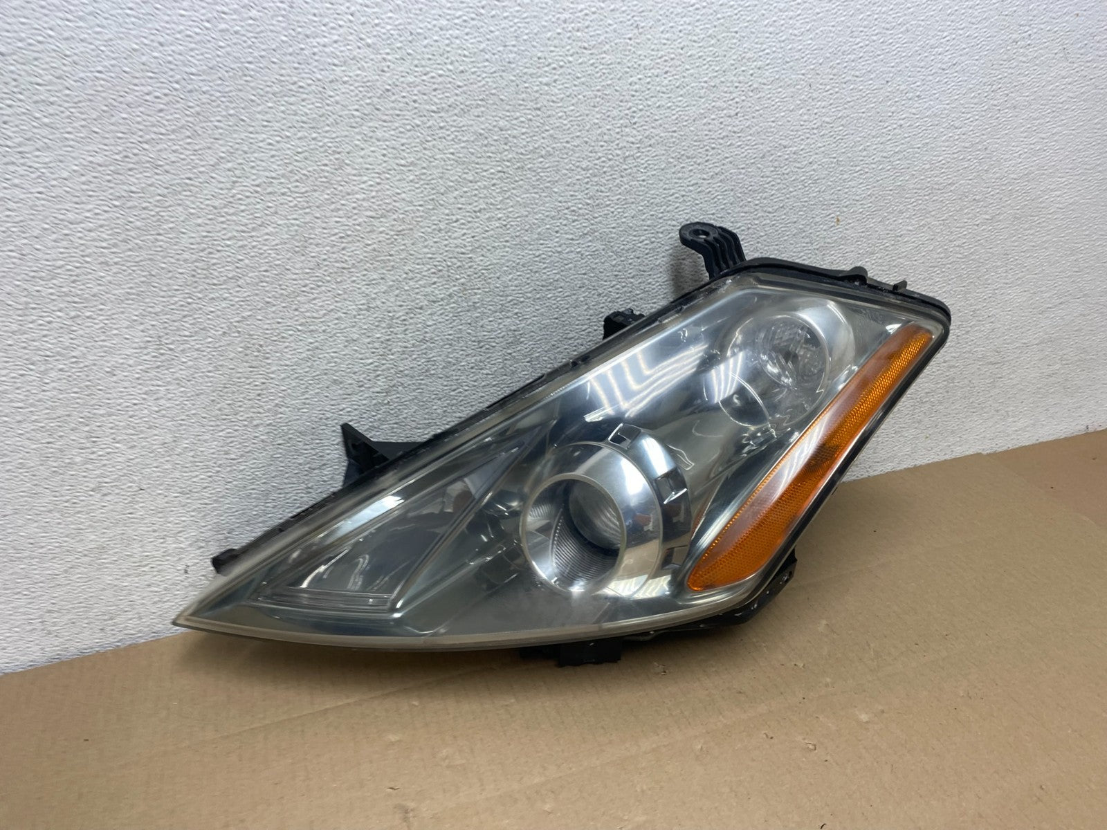 2003 to 2007 Nissan Murano Headlight Xenon HID Left Driver LH AG5831 DW2