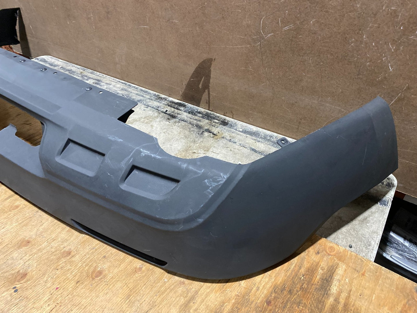 2020 to 2023 Ford Explorer Police Interceptor Rear Upper Bumper Cover X3166 PS3