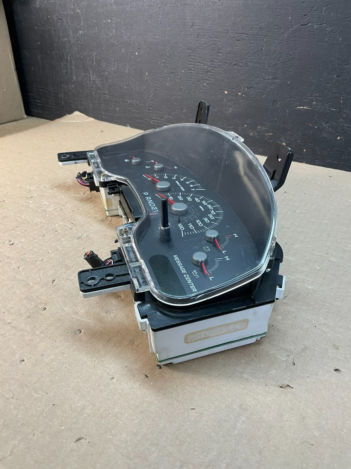 2000 2002 Ford Expedition Speedometer Instrument Gauge Cluster AE3386 DG2