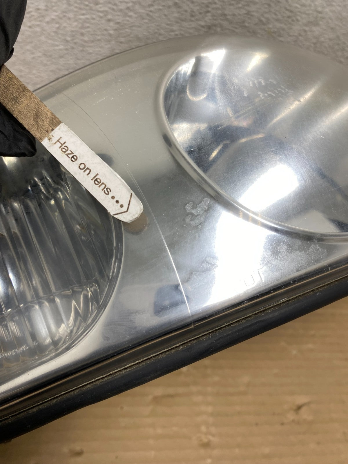 2000 to 2005 Buick Lesabre Headlight Right Passenger Side Halogen AG9322 DW5
