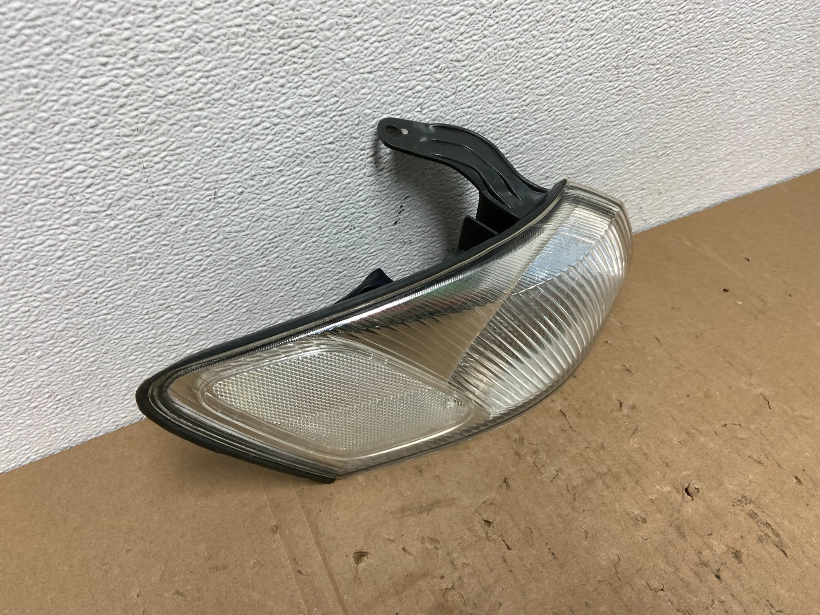 1997 1998 1999 Toyota Camry Right Passenger RH Turn Signal AB6942 DW1