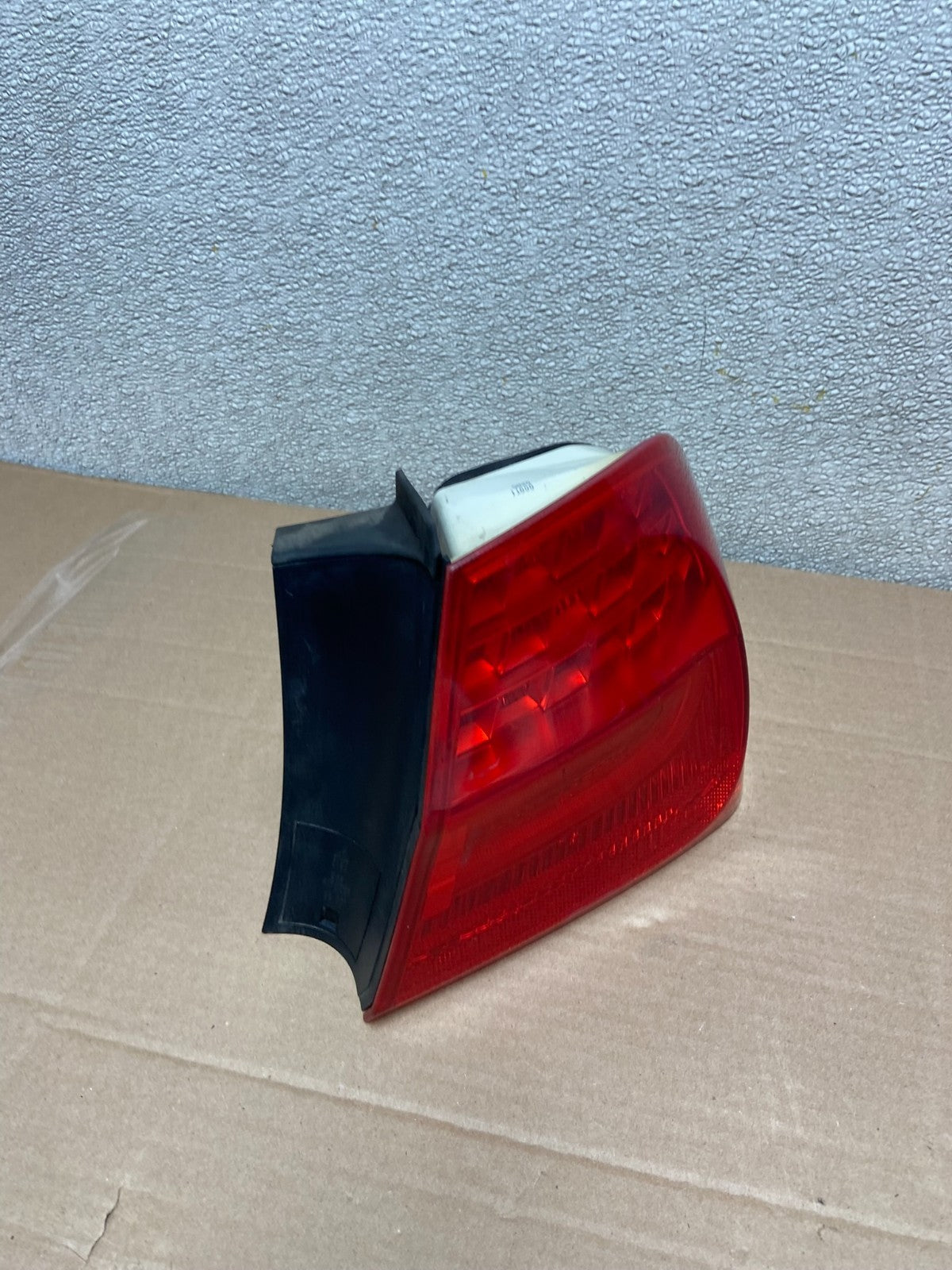 2009 2010 BMW 328i 3 Series Right Passenger RH Side Tail Light Oem AA8629 LK2