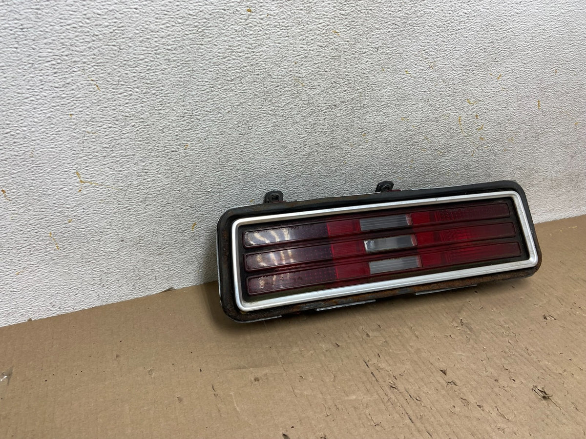 1975 to 1977 Pontiac Ventura Left Driver Side Tail Light AH5896 PS1