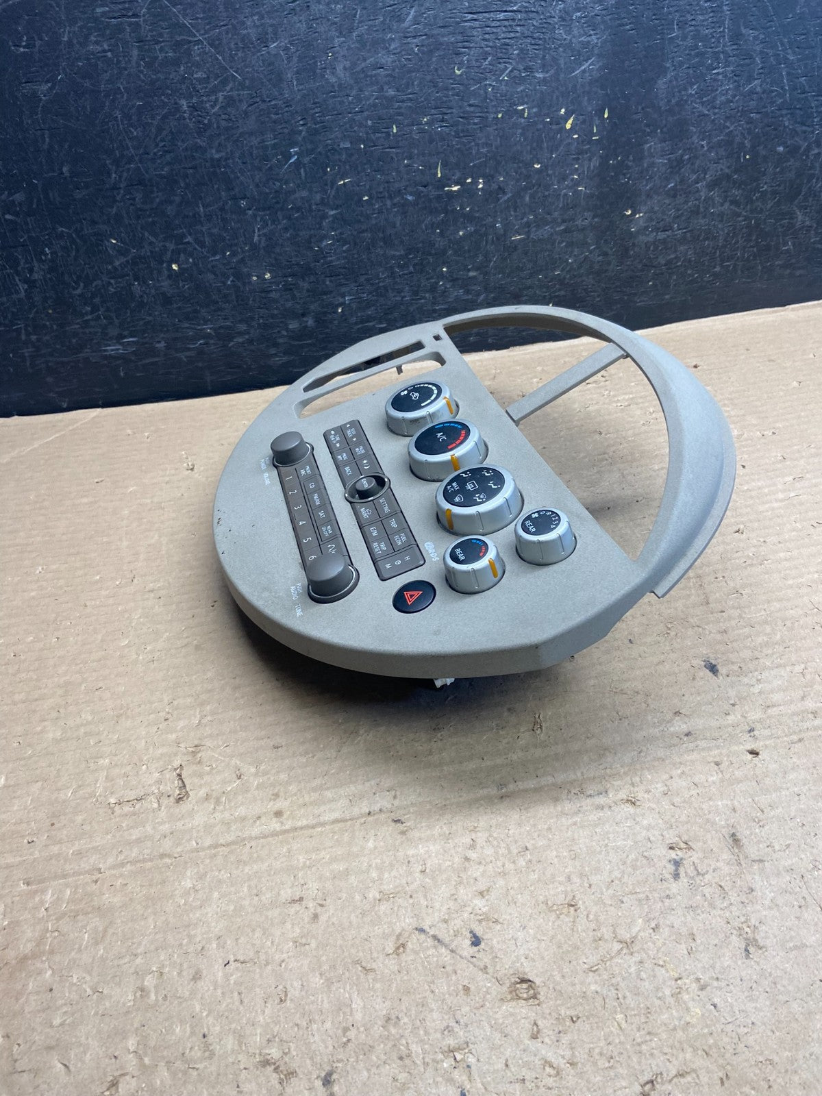 2004 to 2005 Nissan Quest Climate Control Hvac AC ah5399 DG2