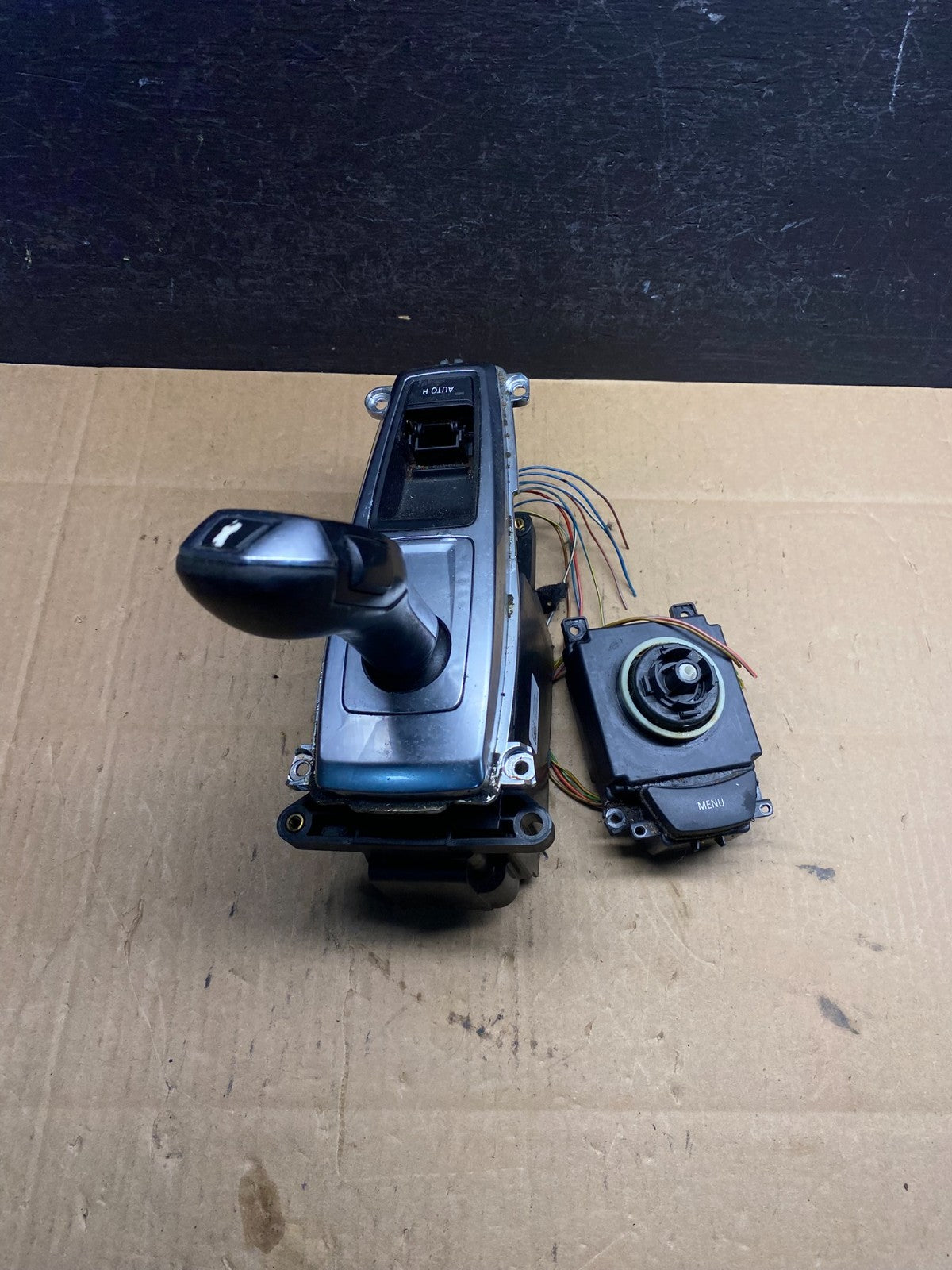 2007 - 2013 BMW X5 E70 Shift Shifter Selector Gear W/ Menu Switch AD5092 DG0