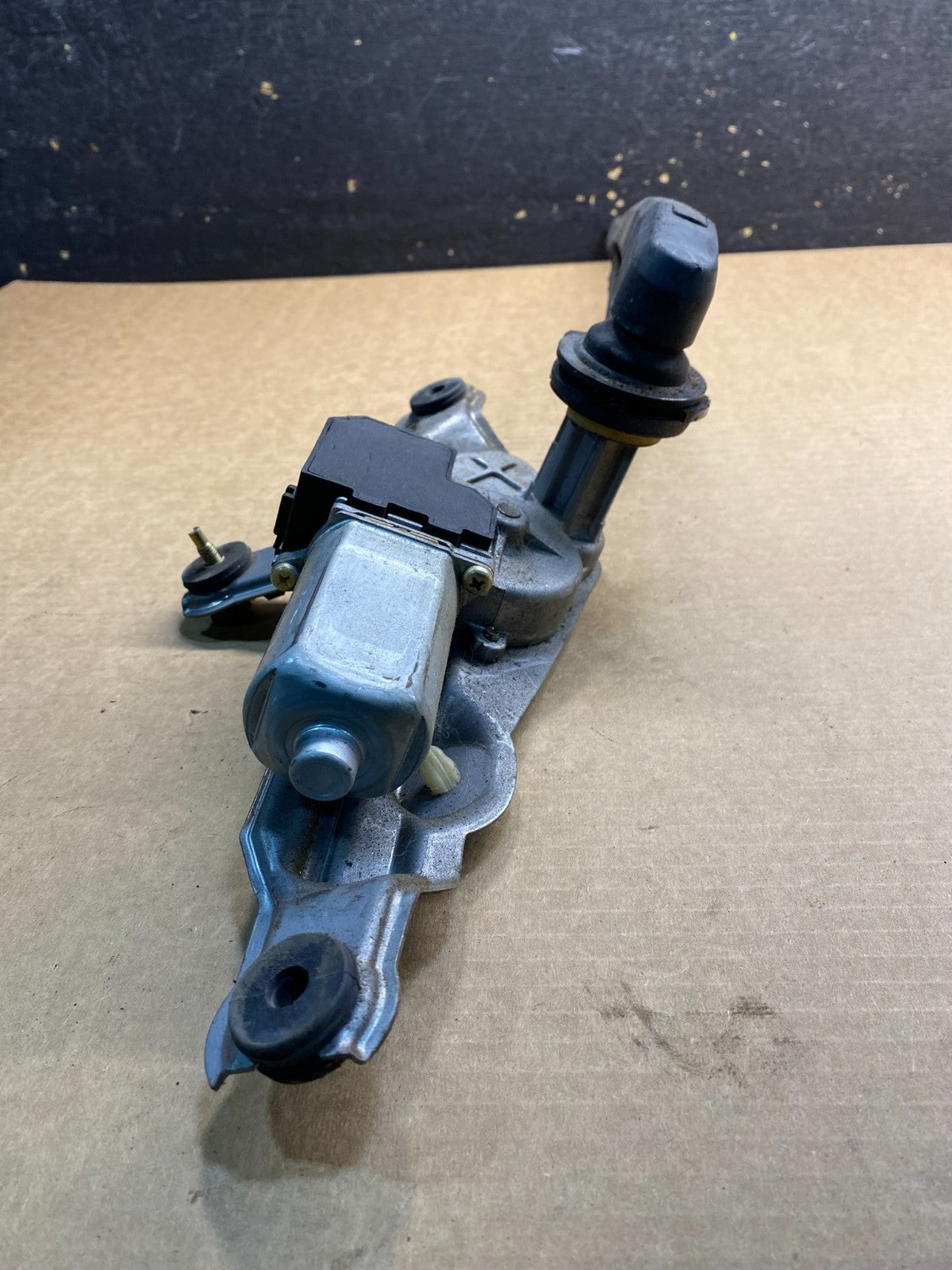 2011-2020 Toyota Sienna Rear Windshield Washer Wiper Motor z9039 DG4