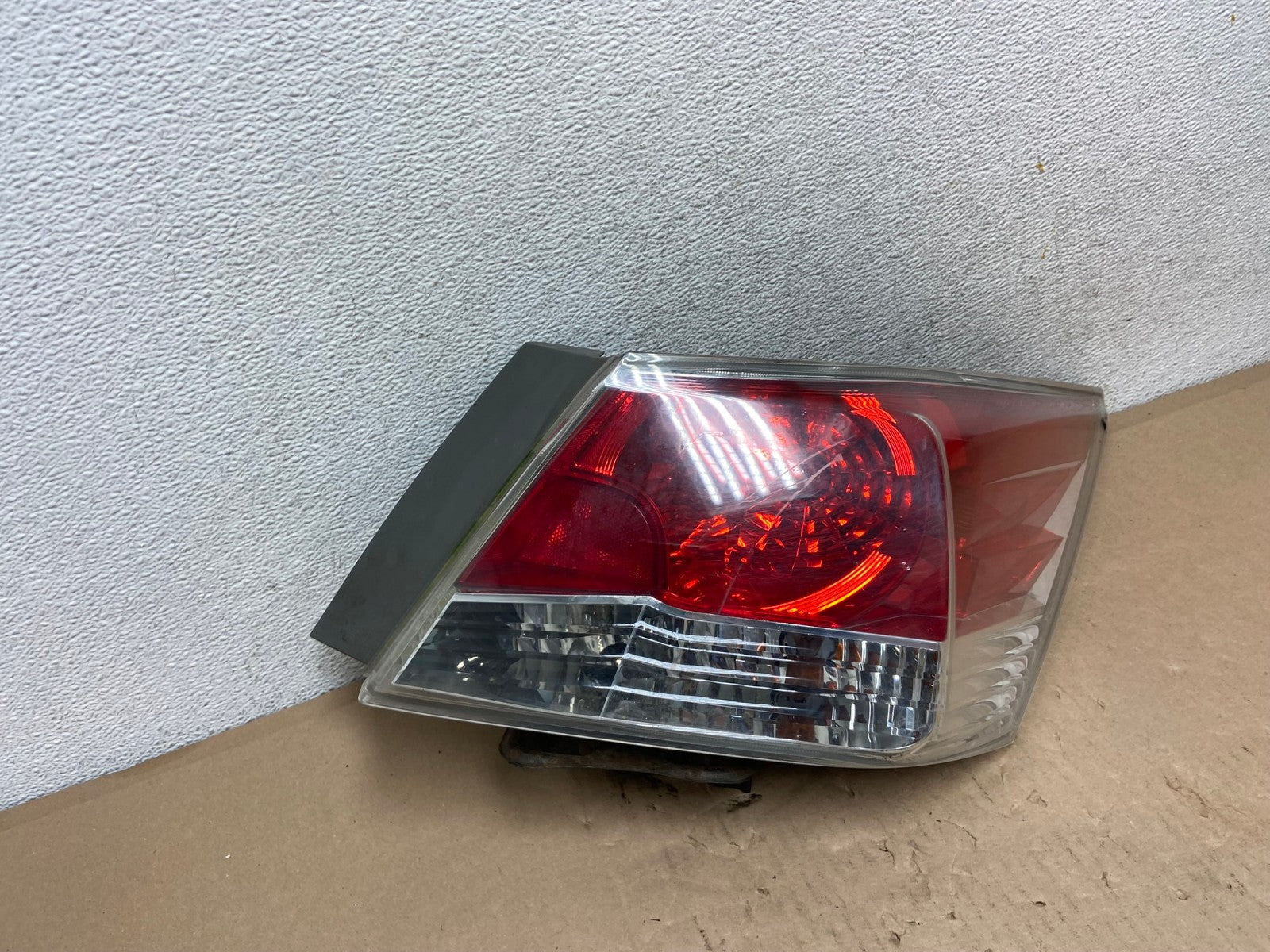 2008 to 2012 Honda Accord Sedan Tail light Right Passenger RH AG6718 LK2