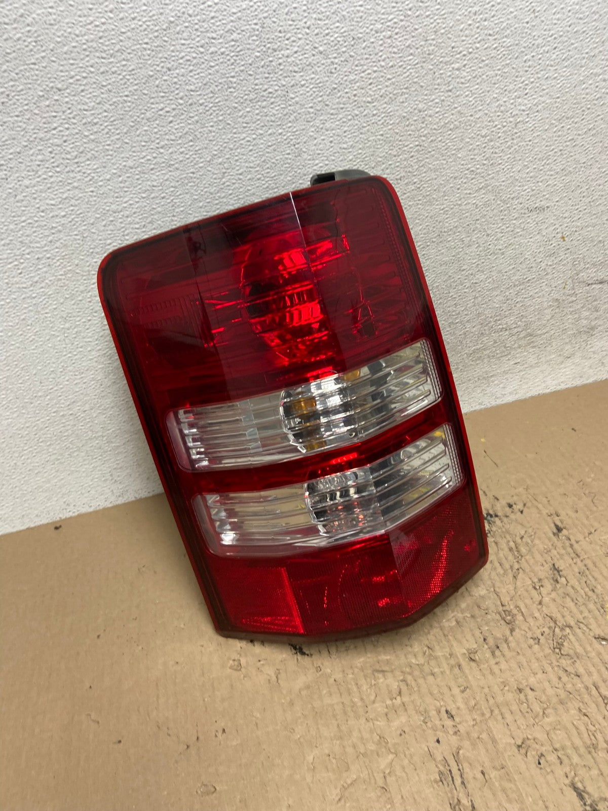 2008 to 2012 Jeep Liberty Left Driver Side Lh Tail Light AF7011 LK2