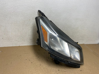 2013-2017 Chevrolet Traverse Right Passenger Side Halogen Headlight AH6605 DW1