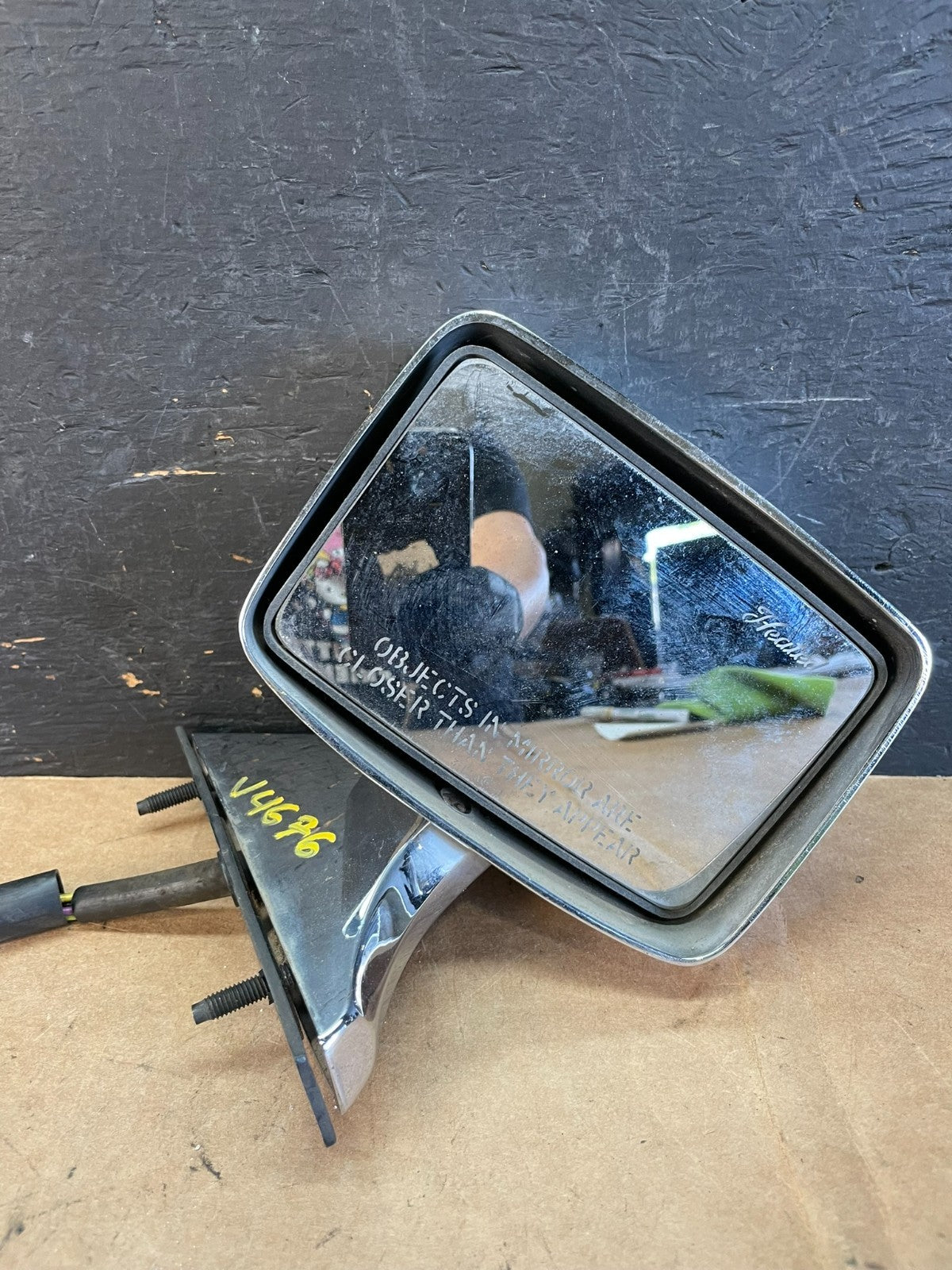 1980 to 1983 Lincoln Mark VI Right Passenger Door View Power Mirror ae1044 DG6