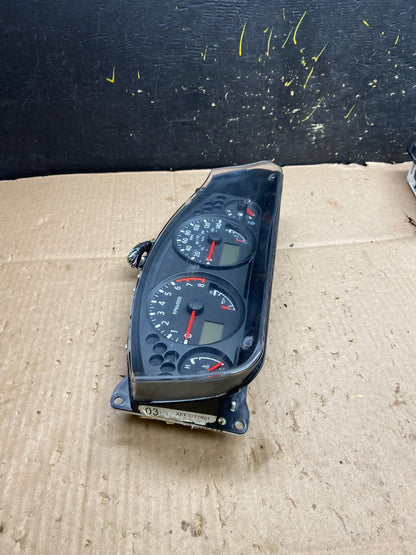 2005 Nissan Xterra Frontier Speedometer Cluster Gauge OEM y5271 DG2