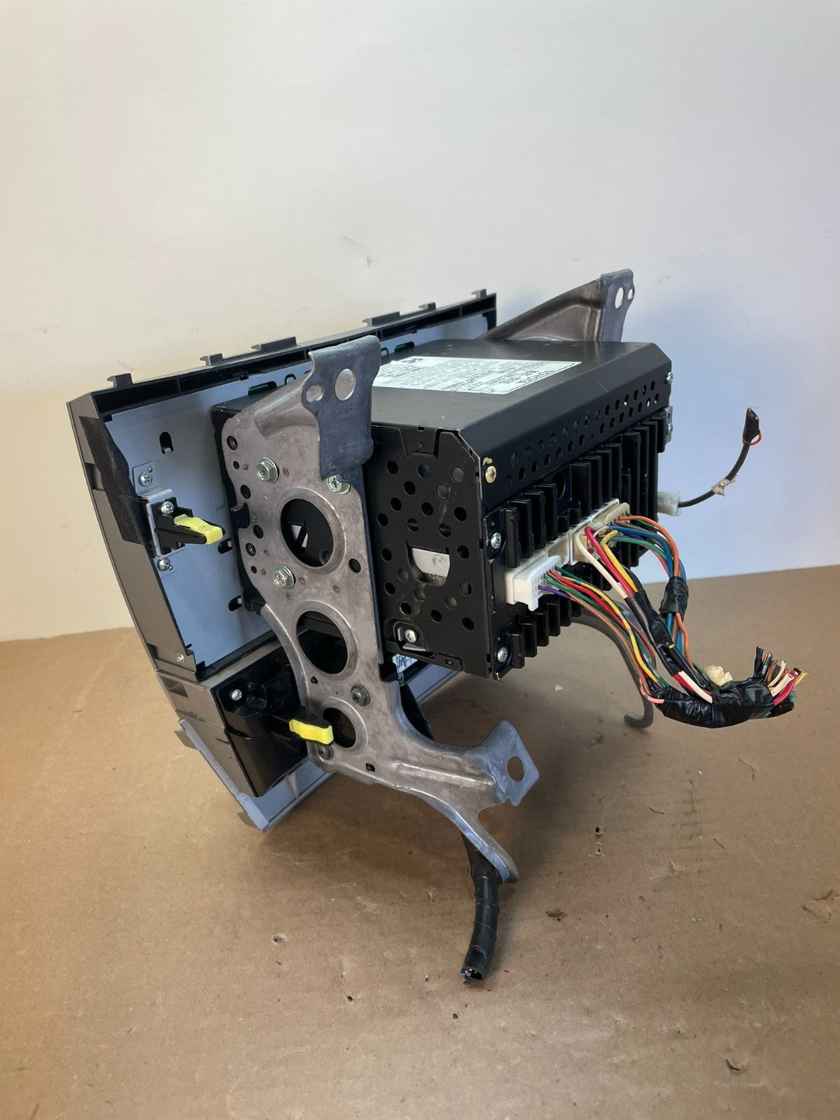 2007 to 2009 Toyota Camry Radio CD Player Climate Control Bezel AI0585 DG3