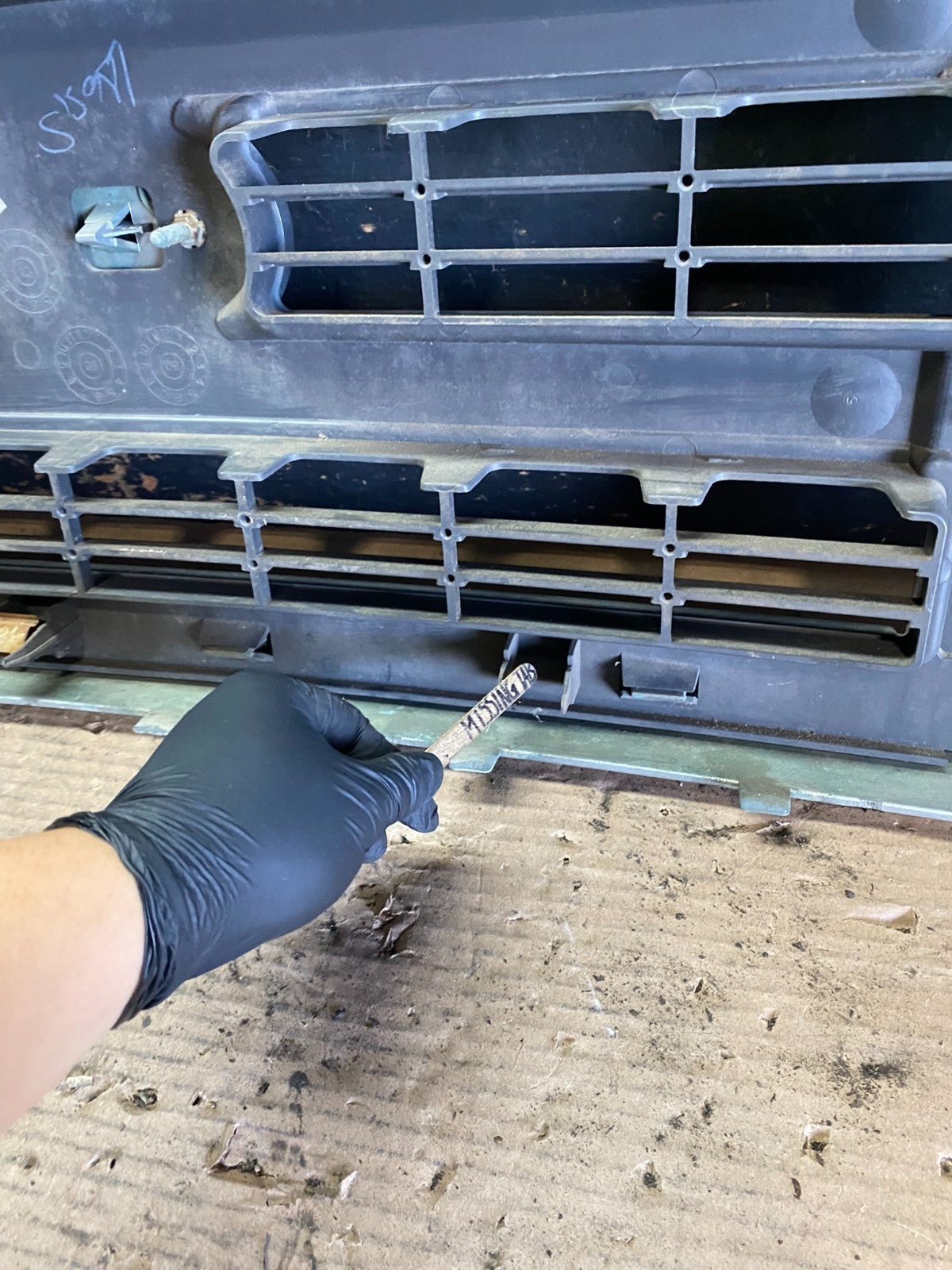 2008 to 2014 Ford Econoline E150 E250 Front Upper Chrome Grill Grille s5845 DG14