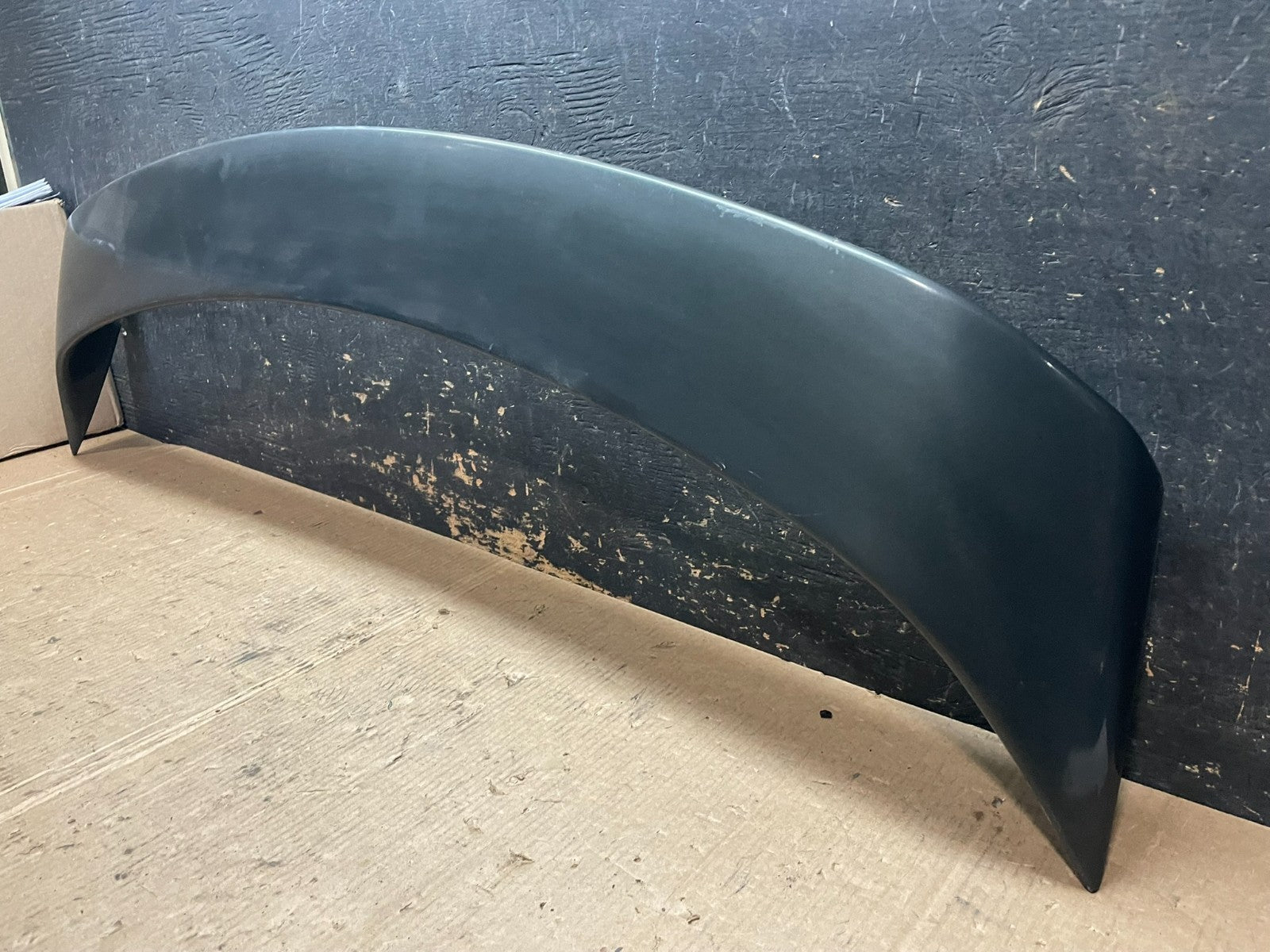 2004 to 2008 Mazda 6 Rear Trunk Lid Tail Gate Lift Gate Spoiler OEM z8111 DG1