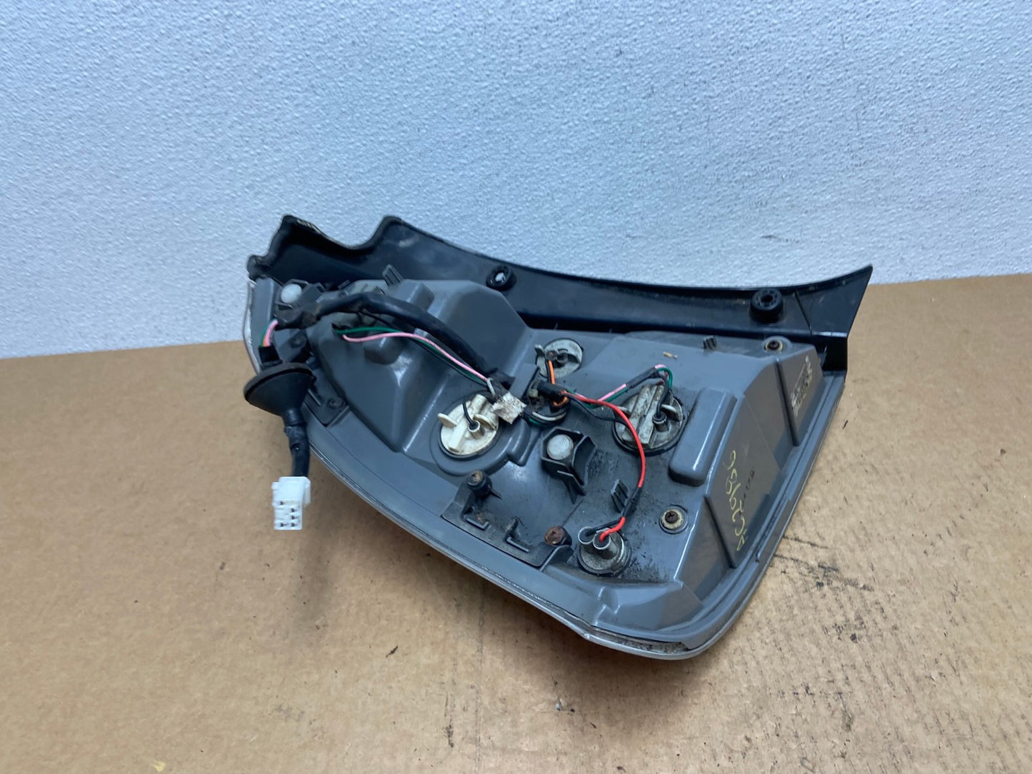 2007-2011 Hyundai Accent Hatchback Right Passenger Side Tail Light Oem AC2986 LK6