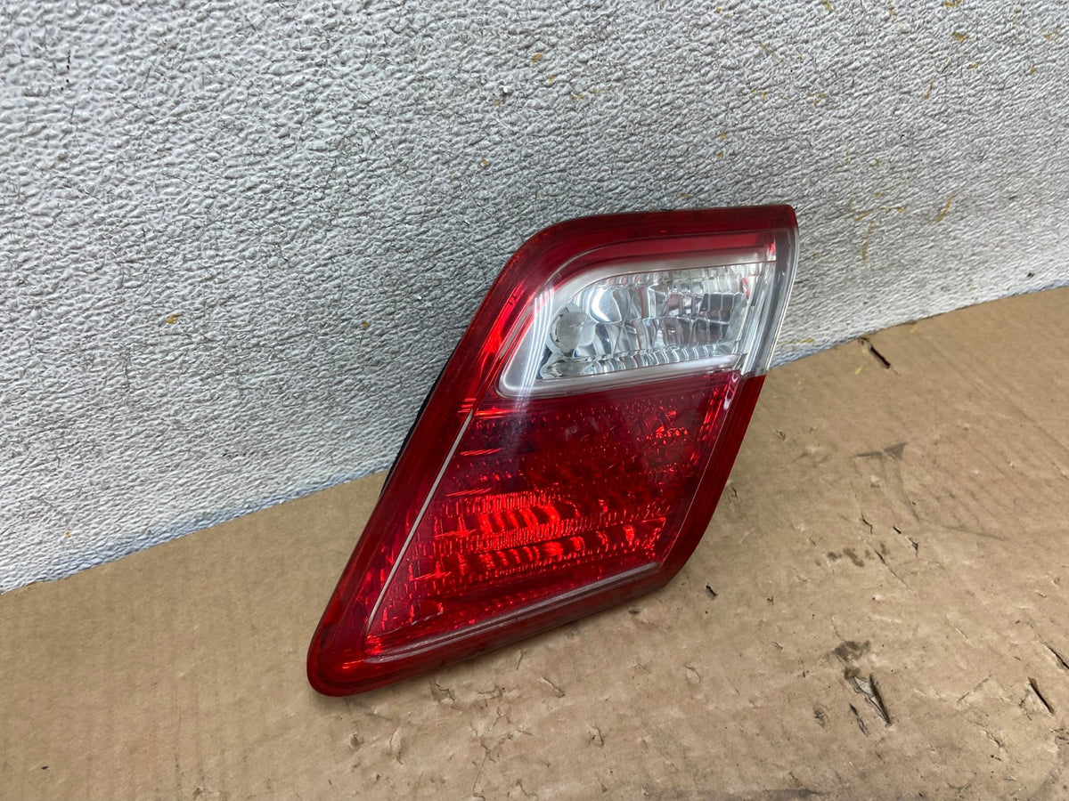 2007 2008 2009 Toyota Camry Right Passenger Rh Tail Light Inner AI8256 LK2