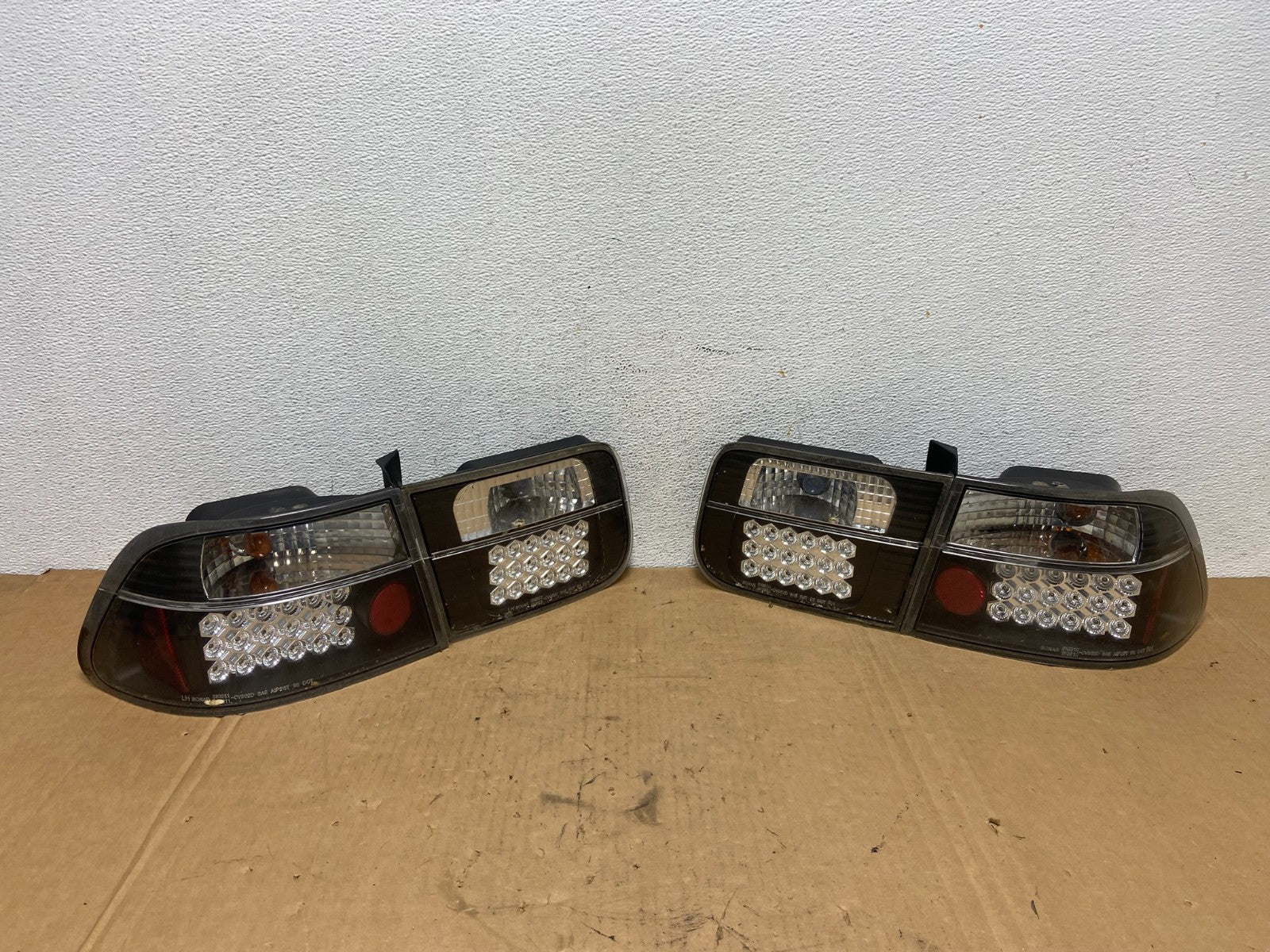 1992-1995 Honda Civic 2/4Dr Black Clear LED Tail Lights Lamps Left+Right AD28310
