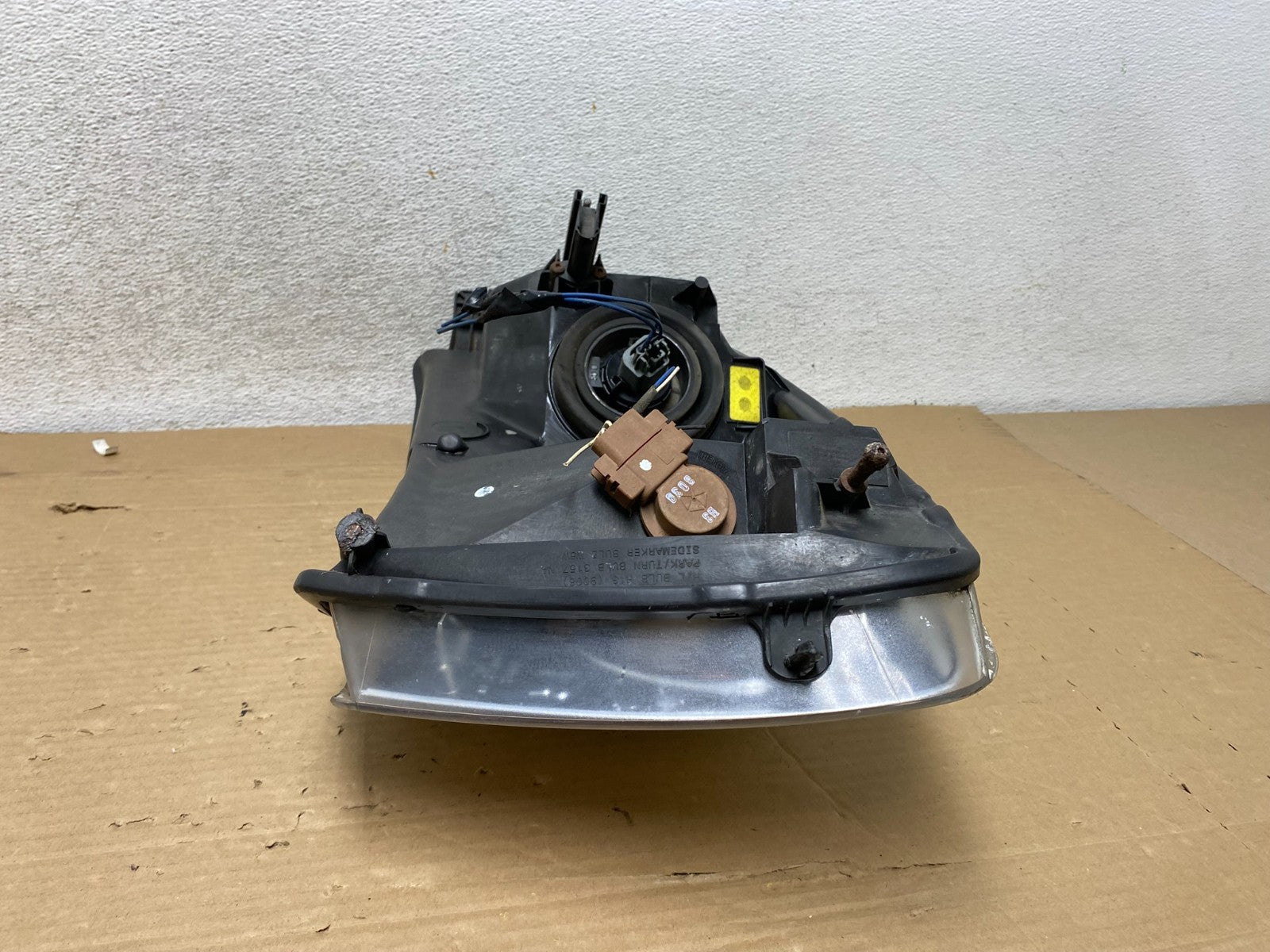 2006 to 2008 Dodge Ram 2500 Right Passenger Halogen Headlight AG8149 DW9