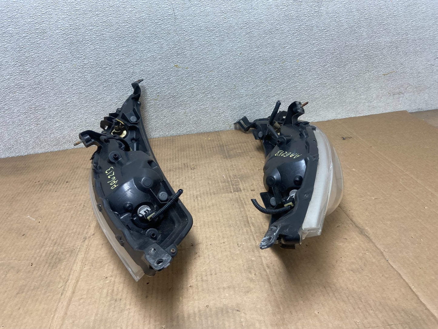2011-2014 Nissan Juke Turn Signal Headlights Left+Right Halogen OEM AA6213 DW9