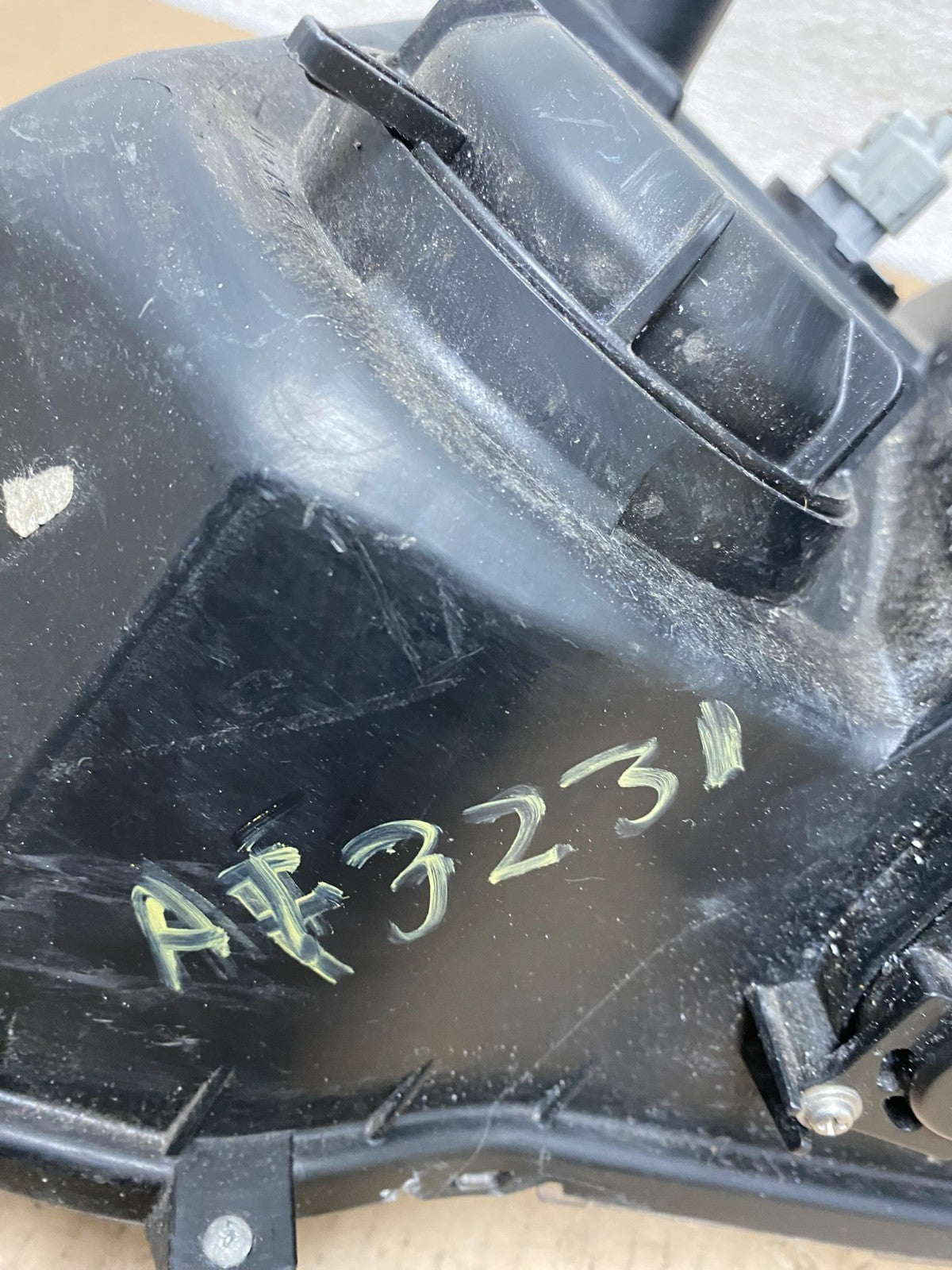 2008 2009 2010 Toyota Avalon Right Passenger Side Xenon Headlight AF3231 DW9
