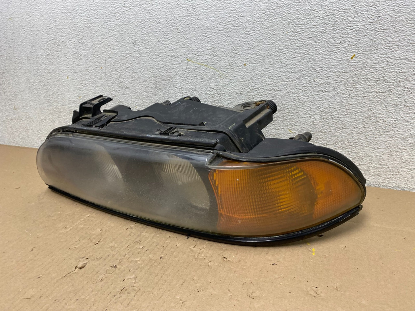 1997 - 2000 BMW E39 5 Series Headlight Left Driver Halogen J8788 Oem1