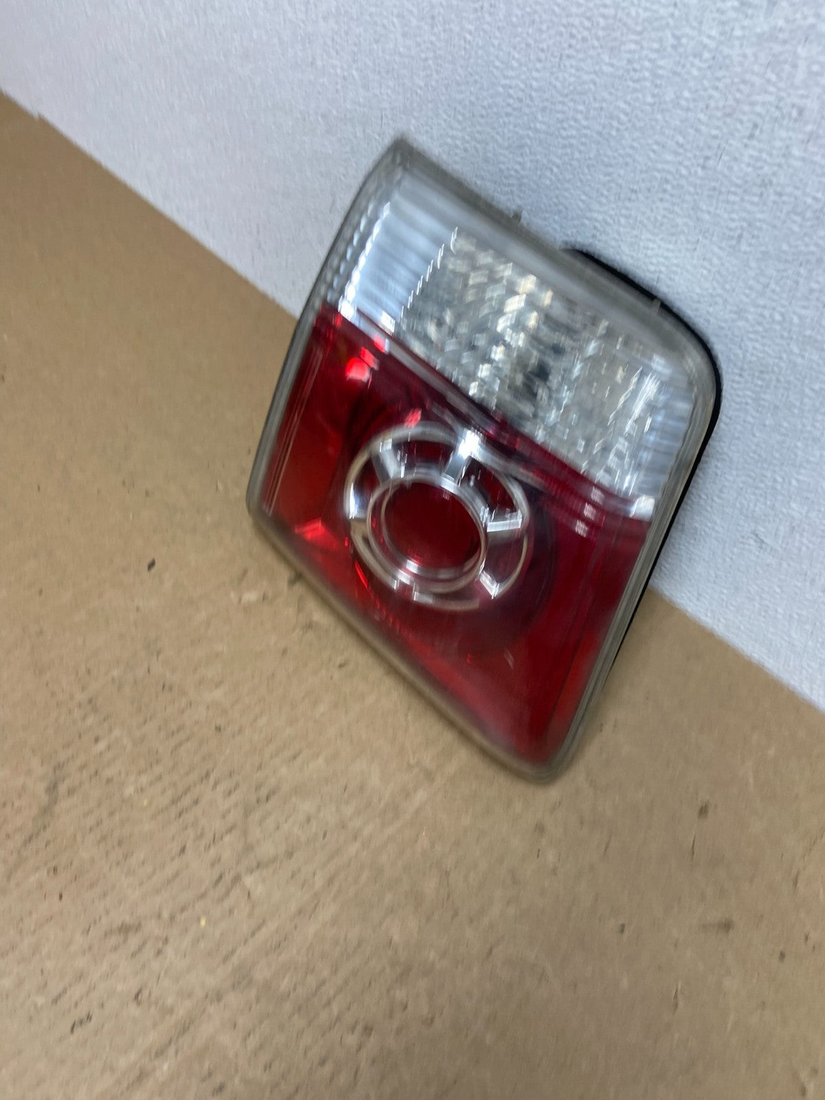 2007 to 2012 GMC Acadia Left Driver Lh Side Tail Light Inner Oem AC1139 DW1