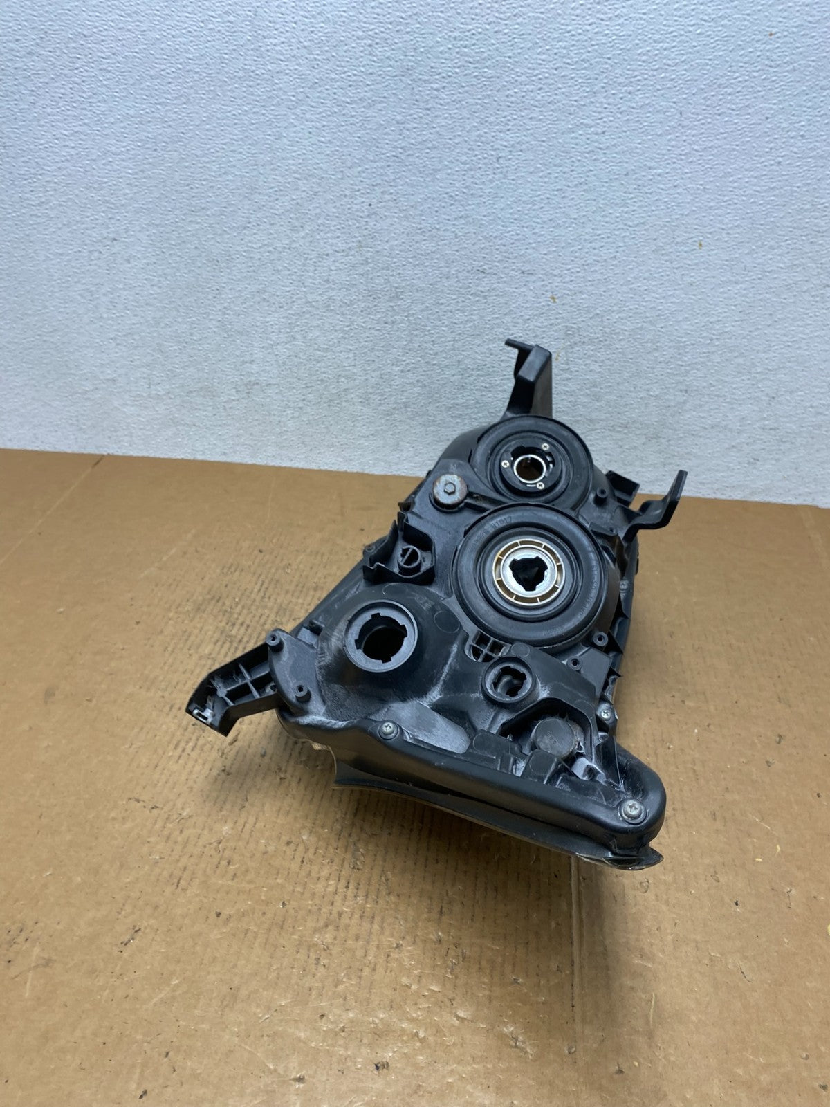 2010 to 2012 Lexus HS250h Right Passenger Side Headlight Halogen AE02807