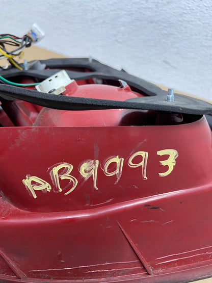 2007 2008 2009 Kia Spectra 5 Hatchback Right Passenger Tail Light Oem AB9993 DW7