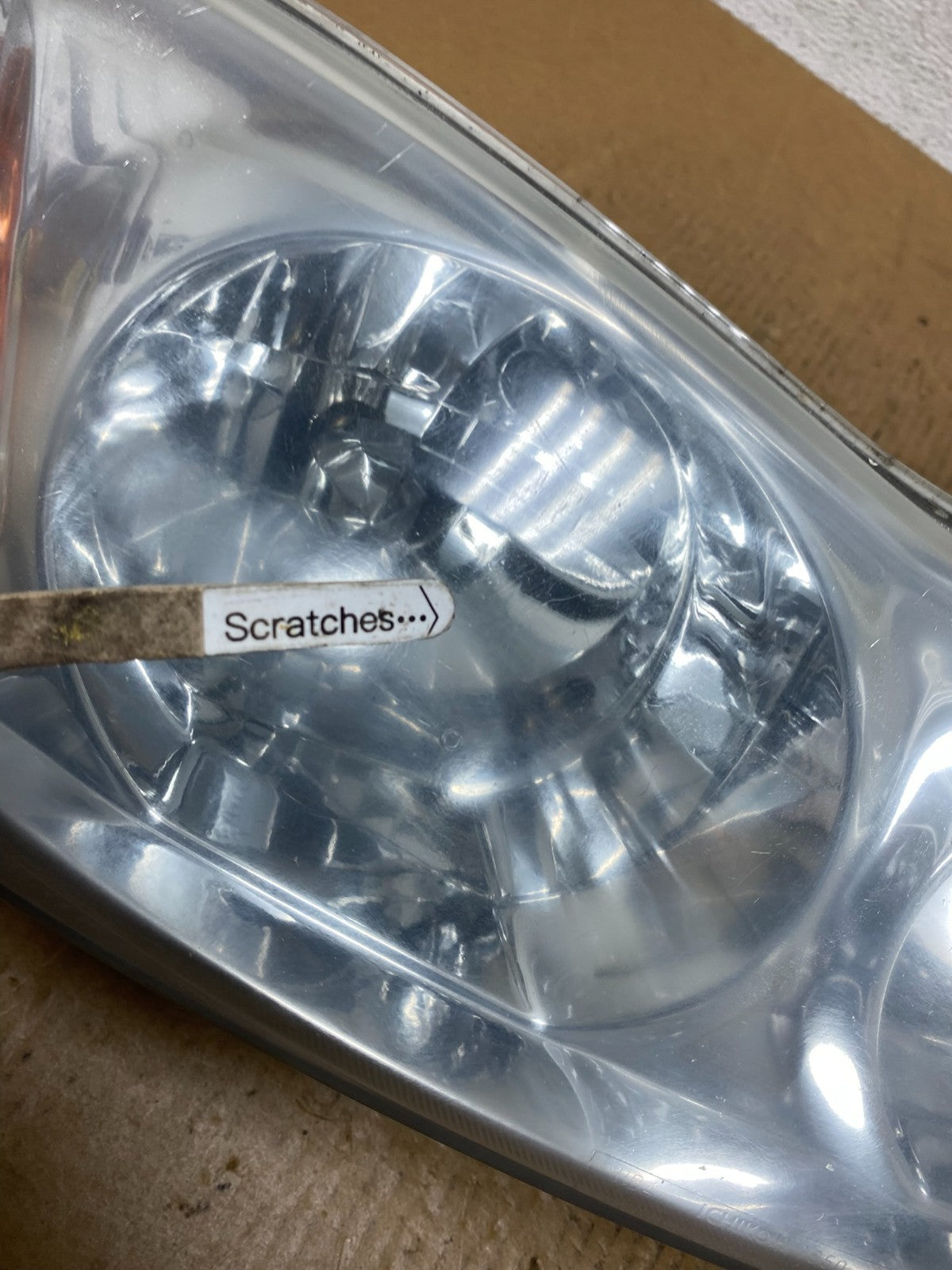 2000 to 2001 Infiniti I30 Right Passenger RH Side Headlight Halogen AE1422 DG3