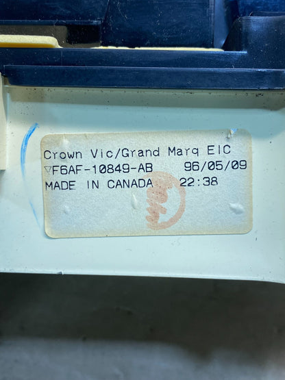 1996 to 1997 Ford Crown Victoria Speedometer Cluster Gauge ah7537 DG5